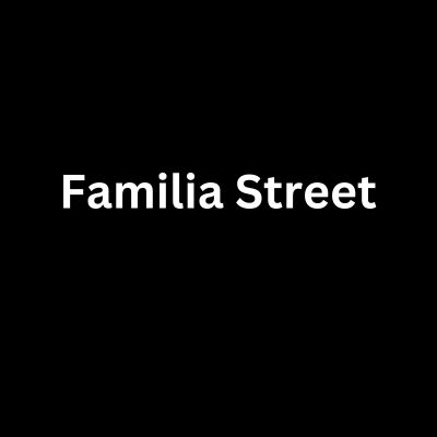 Familia Street